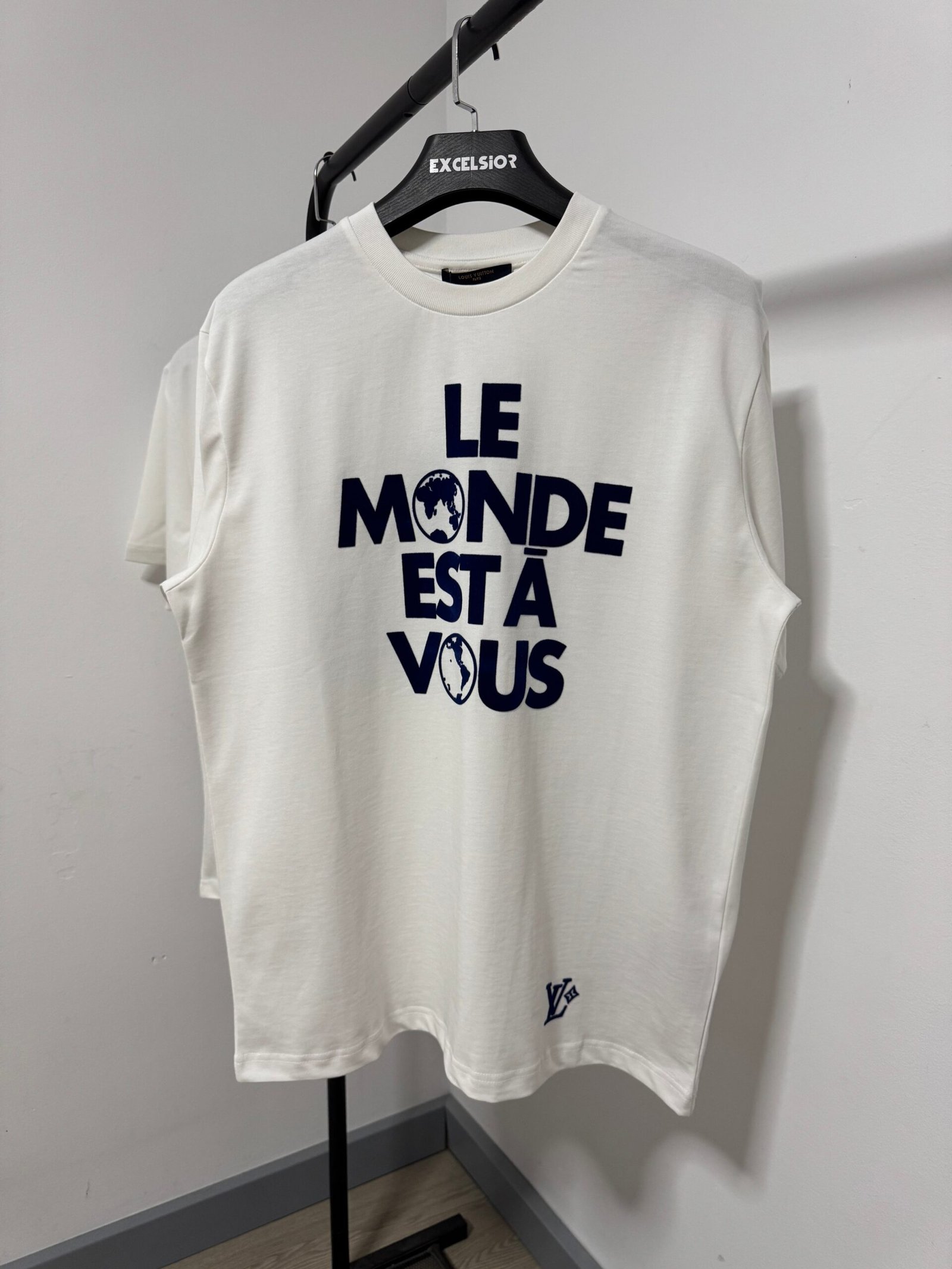 LV CAMISETA