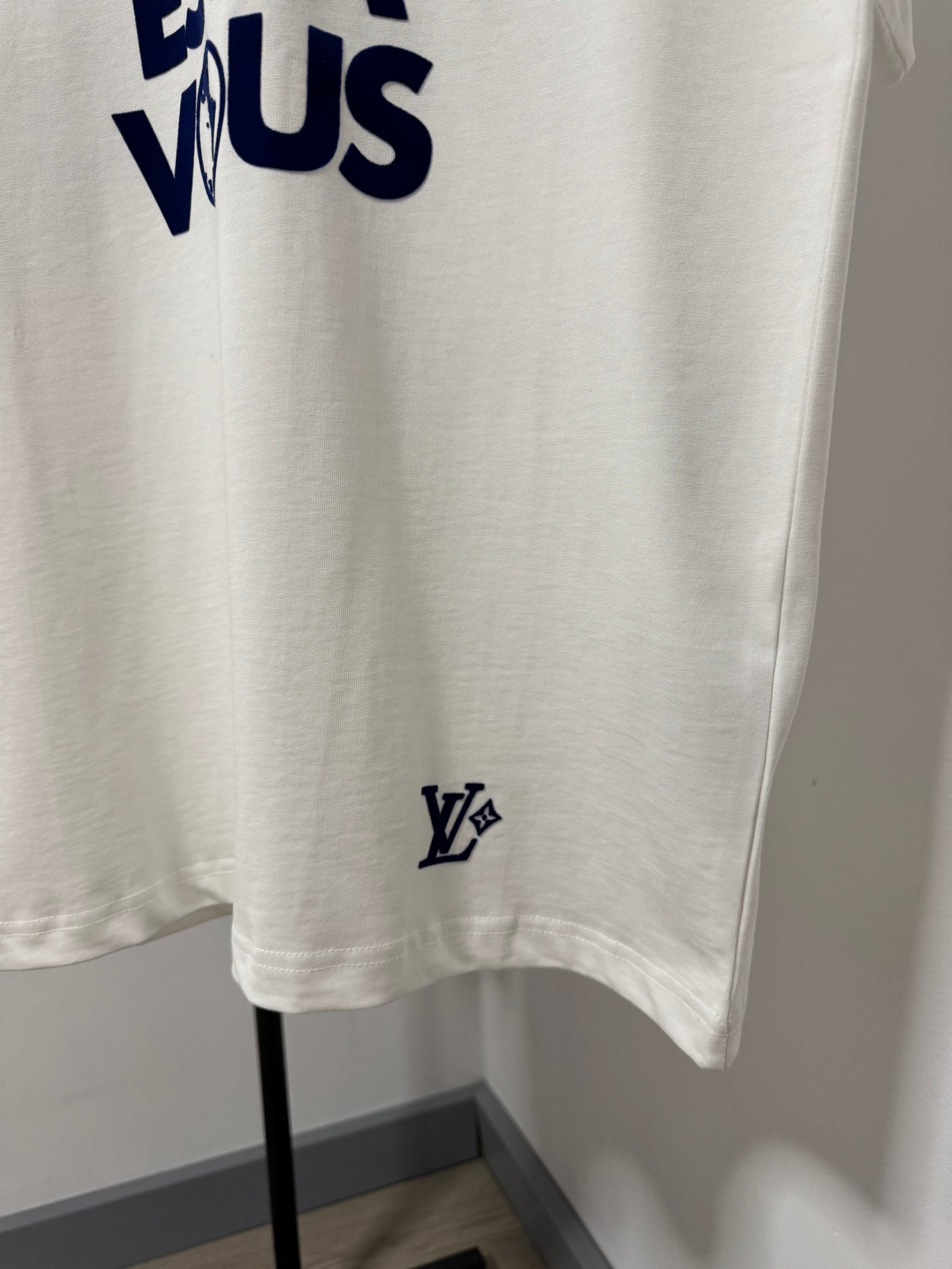 LV CAMISETA